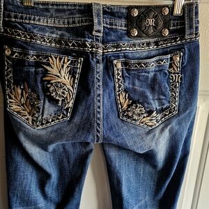 Miss Me bootcut size 27